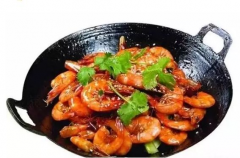 鍋上厚厚的油垢怎么去除？用這個方法讓舊鍋變新鍋！