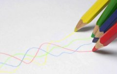 墻面上的彩色筆污漬怎么擦掉？